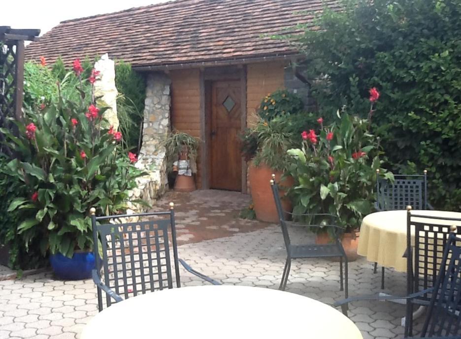 Landhotel Erhardt Bad Waltersdorf Exterior foto