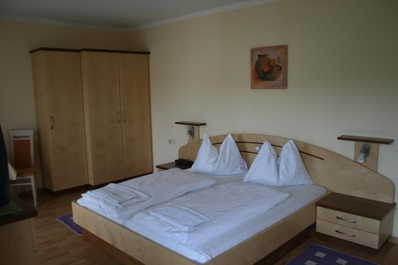 Landhotel Erhardt Bad Waltersdorf Exterior foto